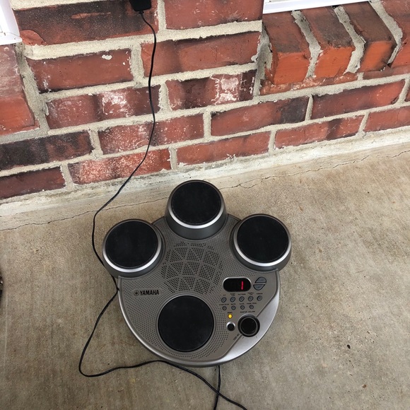 Yamaha Mini Drum Set - Picture 2 of 2